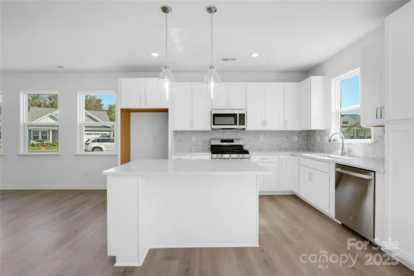 Property Slideshow image 3 of 46 | 468 sunharvest ln, Indian Trail, NC, 28079