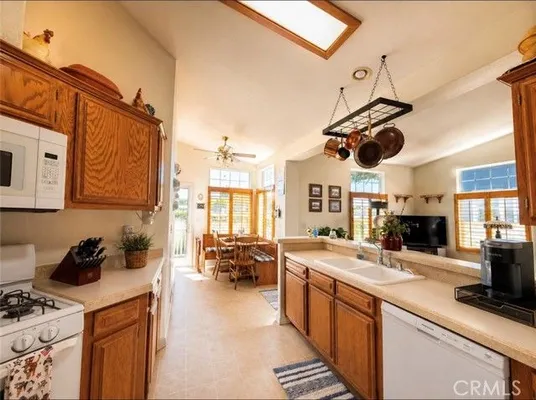 Property Slideshow image 2 of 37 | 4252 lahaina dr, Huntington Beach, CA, 92649