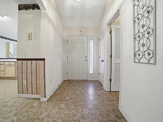 Property Slideshow image 2 of 34 | 16865 se 93rd cuthbert cir, The Villages, FL, 32162