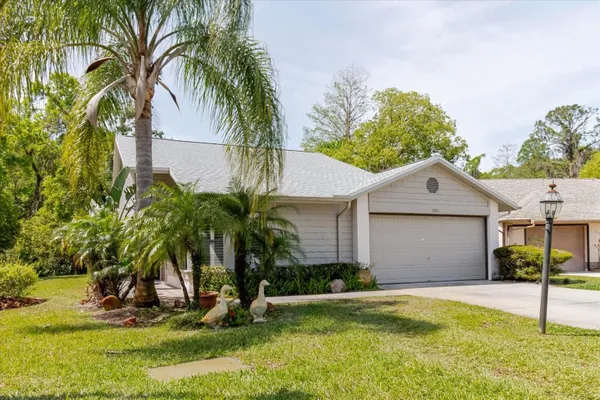 Property Slideshow image 2 of 37 | 11521 rose tree dr, New Port Richey, FL, 34654
