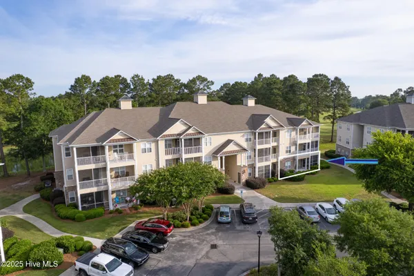 Property Slideshow image 2 of 49 | 260 woodlands way 2, Calabash, NC, 28467