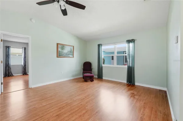 Property Slideshow image 3 of 43 | 4825 goldenview ln, Lakeland, FL, 33811