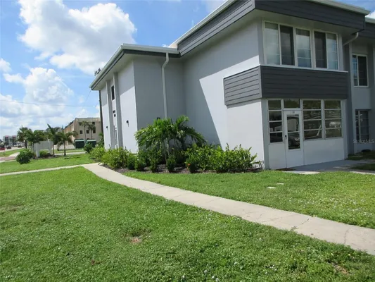 Property Slideshow image 3 of 28 | 21320 brinson ave 119, Port Charlotte, FL, 33952