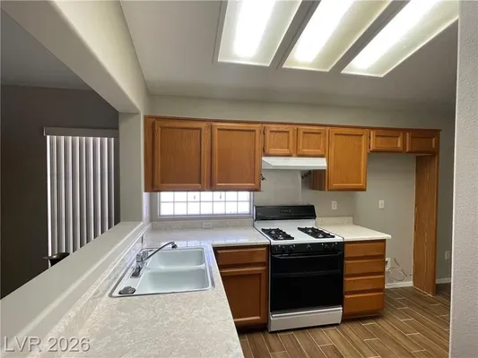 Property Slideshow image 3 of 12 | 2110 eagle watch dr, Henderson, NV, 89012