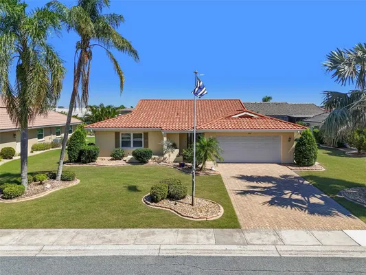 Property Slideshow image 3 of 62 | 706 plumbrook rd, Sun City Center, FL, 33573