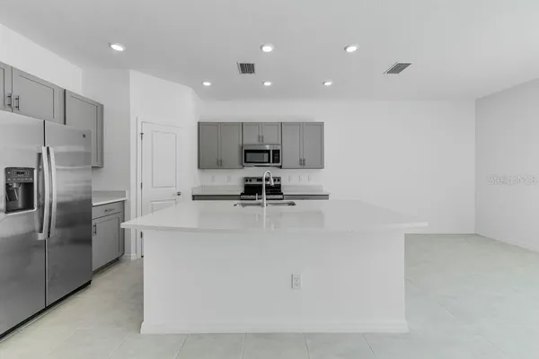 Property Slideshow image 2 of 42 | 5889 biscotti st, Nokomis, FL, 34275