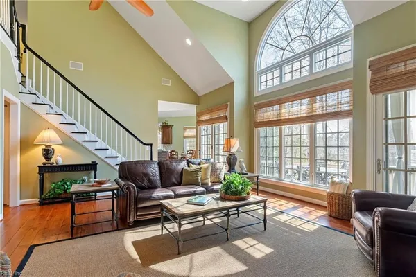 Property Slideshow image 3 of 50 | 119 formby, Williamsburg, VA, 23188