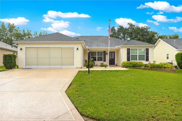 Property Slideshow image 2 of 24 | 9161 se 169th bentley st, The Villages, FL, 32162