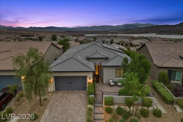 Property Slideshow image 3 of 69 | 44 stone yucca ct, Henderson, NV, 89011