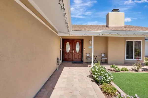 Property Slideshow image 3 of 31 | 12486 lomica dr, San Diego, CA, 92128