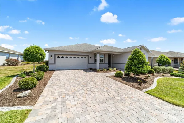 Property Slideshow image 2 of 63 | 8797 sw 103rd cir, Ocala, FL, 34481