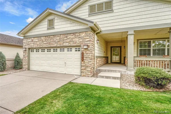 Property Slideshow image 2 of 37 | 23418 e long pl, Aurora, CO, 80016