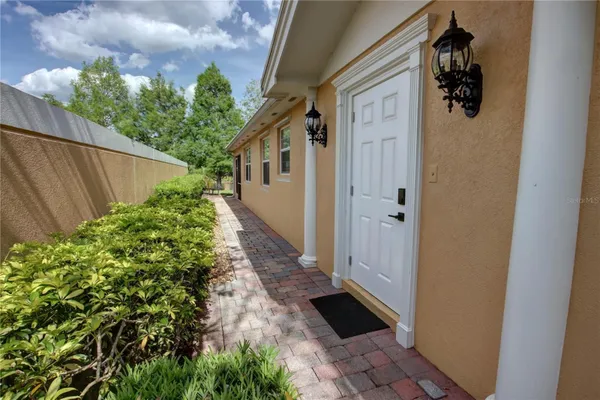 Property Slideshow image 3 of 36 | 11801 fan tail ln, Orlando, FL, 32827