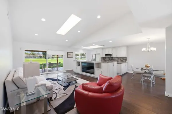 Property Slideshow image 3 of 30 | 4121 village 4 4, Camarillo, CA, 93012