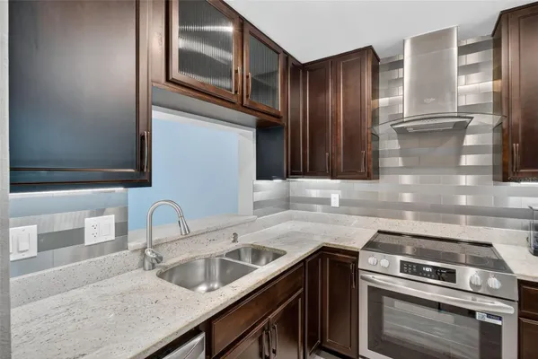 Property Slideshow image 3 of 36 | 1701 pinehurst rd 22b, Dunedin, FL, 34698