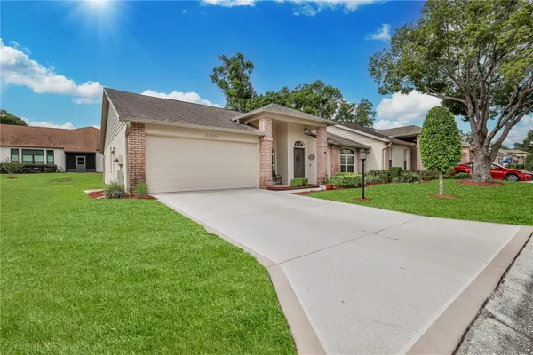 Property Slideshow image 3 of 61 | 2235 springmeadow dr, Spring Hill, FL, 34606