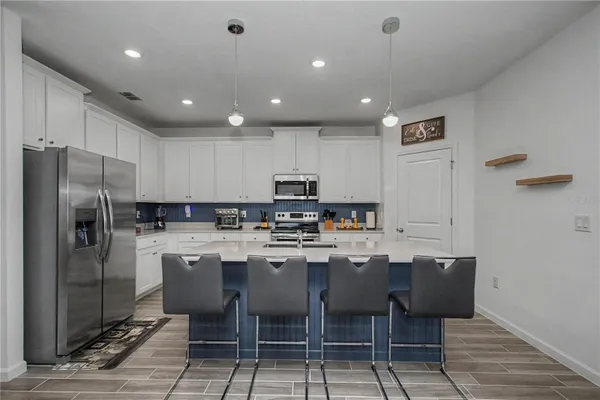 Property Slideshow image 3 of 39 | 7399 sw 78th ter, Ocala, FL, 34481