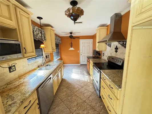 Property Slideshow image 2 of 14 | 6286 sw 110th st, Ocala, FL, 34476