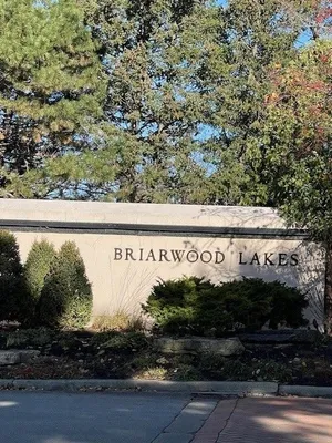 Property Slideshow image 2 of 9 | 211 briarwood pass, Oak Brook, IL, 60523