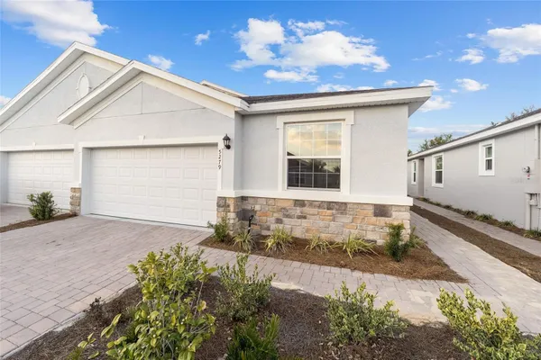 Property Slideshow image 2 of 60 | 5279 nw 48th pl, Ocala, FL, 34482