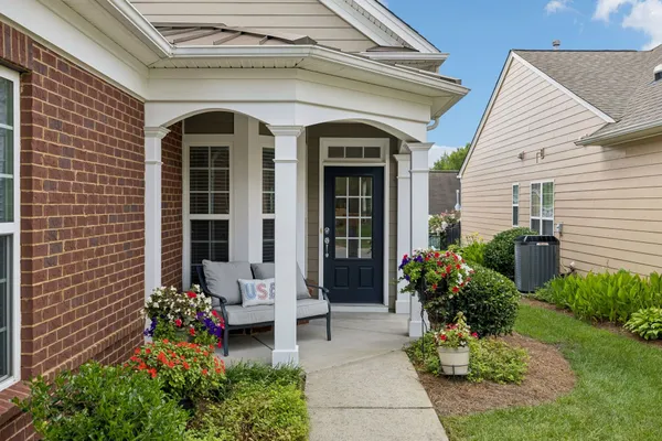 Property Slideshow image 2 of 80 | 215 old towne dr, Mount Juliet, TN, 37122