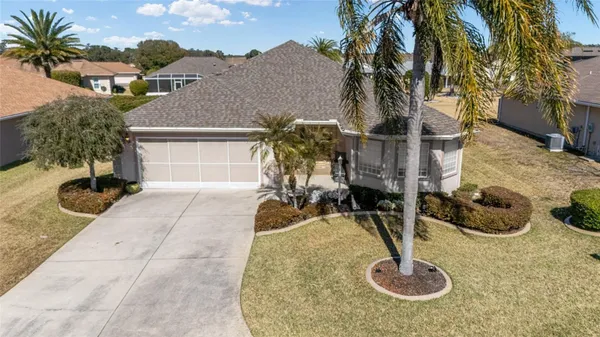 Property Slideshow image 2 of 55 | 12153 se 174th pl, Summerfield, FL, 34491