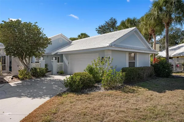 Property Slideshow image 2 of 56 | 733 brightside crescent dr 31, Venice, FL, 34293