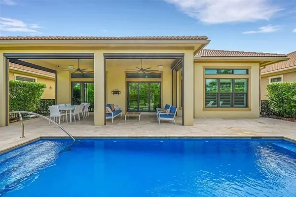 Property Slideshow image 3 of 28 | 9375 cantal cir, Parkland, FL, 33076