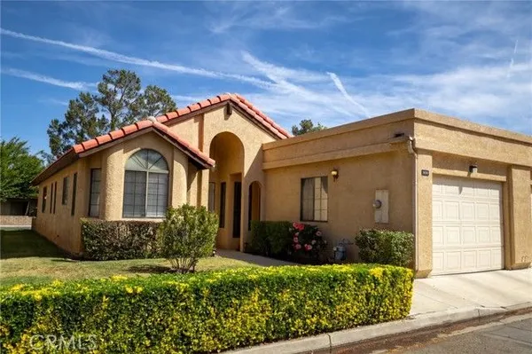 Property Slideshow image 2 of 30 | 19090 frances st, Apple Valley, CA, 92308