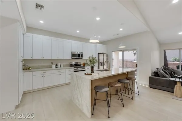 Property Slideshow image 3 of 31 | 2441 banora point dr, Las Vegas, NV, 89134