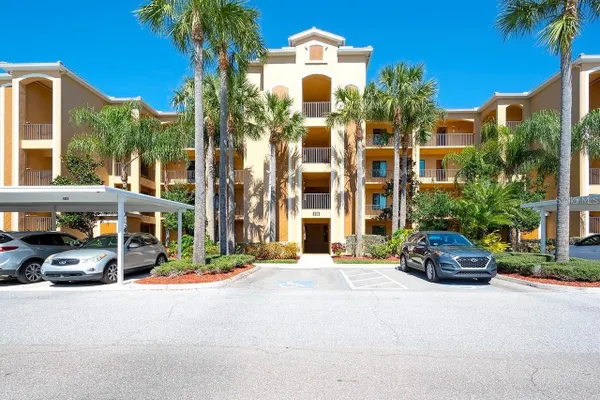 Property Slideshow image 2 of 40 | 6509 grand estuary trl 201, Bradenton, FL, 34212