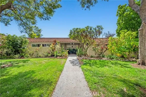 Property Slideshow image 3 of 48 | 2319 via puerta o, Laguna Woods, CA, 92637