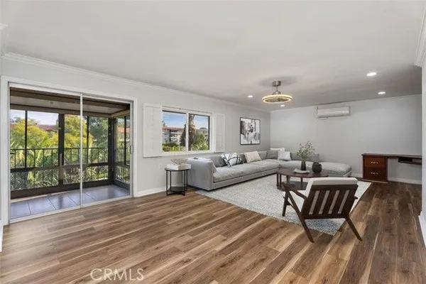 Property Slideshow image 3 of 45 | 2392 via mariposa 3b, Laguna Woods, CA, 92637