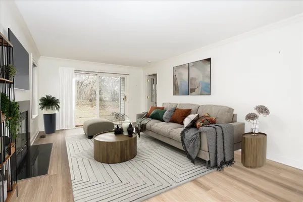 Property Slideshow image 3 of 32 | , Lake Barrington, IL, 60010