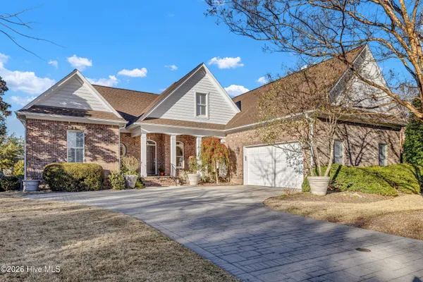 Property Slideshow image 2 of 64 | 8948 woodcreek cir, Wilmington, NC, 28411