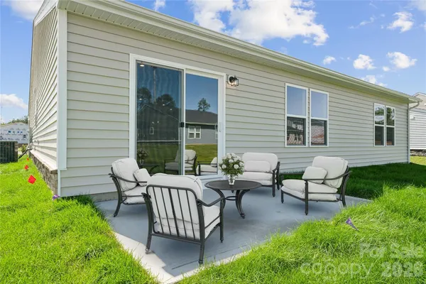 Property Slideshow image 2 of 28 | 1476 ardmore dr, Sherrills Ford, NC, 28673