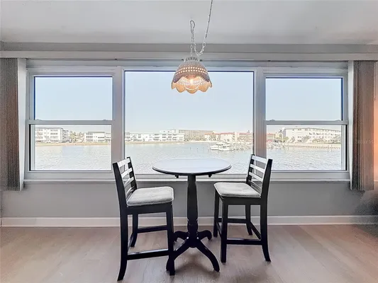 Property Slideshow image 3 of 86 | 5925 shore blvd 203, Gulfport, FL, 33707