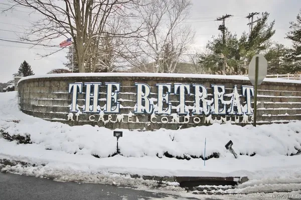 Property Slideshow image 2 of 47 | 18 wheeler ct, Carmel, NY, 10512