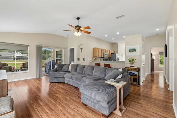 Property Slideshow image 3 of 52 | 20942 sunsweet ct, Land O Lakes, FL, 34637