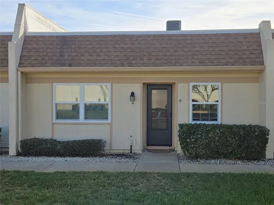 Property Slideshow image 2 of 22 | 11130 carriage hill dr apt 4, Port Richey, FL, 34668
