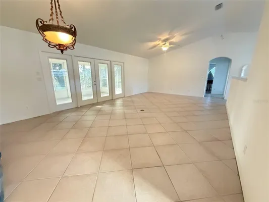 Property Slideshow image 3 of 29 | 21623 regency park ln, Leesburg, FL, 34748