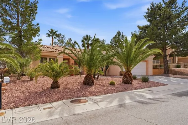Property Slideshow image 2 of 42 | 10633 heritage hills dr, Las Vegas, NV, 89134