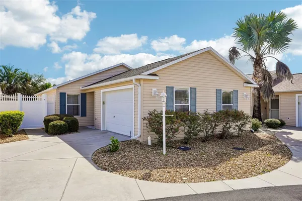 Property Slideshow image 2 of 49 | 2339 sebring st, The Villages, FL, 32162