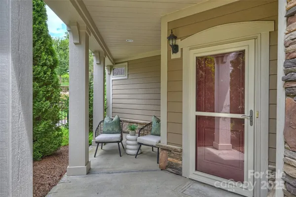 Property Slideshow image 2 of 35 | 1281 restoration dr, Waxhaw, NC, 28173