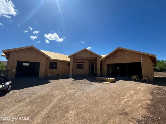 Property Slideshow image 2 of 45 | 1410 claiborne cir, Prescott, AZ, 86301