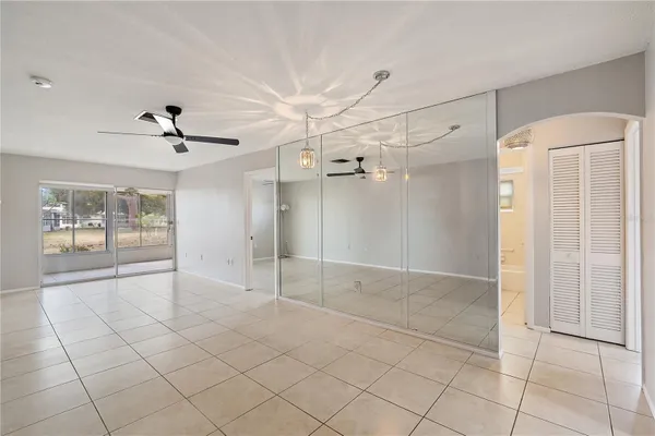 Property Slideshow image 2 of 29 | 2802 swifton dr v102, Sarasota, FL, 34231