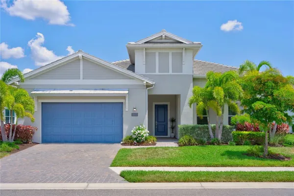 Property Slideshow image 2 of 95 | 8154 redonda loop, Lakewood Ranch, FL, 34202