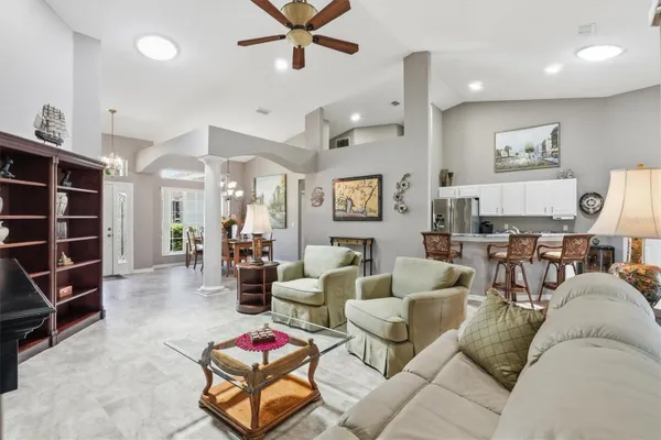 Property Slideshow image 2 of 50 | 6042 landings blvd, Lady Lake, FL, 32159