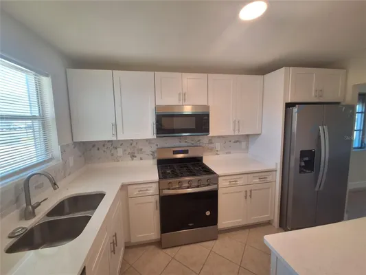 Property Slideshow image 3 of 26 | 3128 59th st 115, Gulfport, FL, 33707