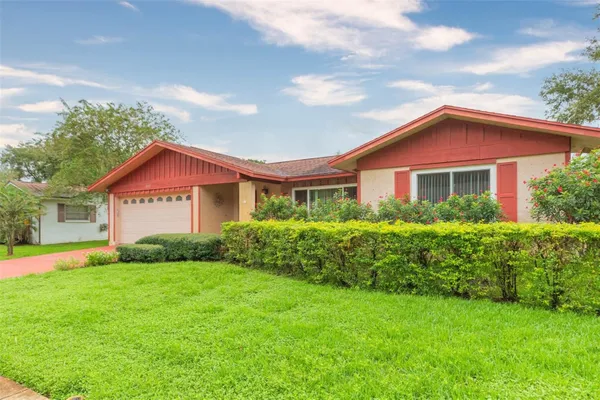 Property Slideshow image 3 of 37 | 1145 lanyard st, Palm Harbor, FL, 34685